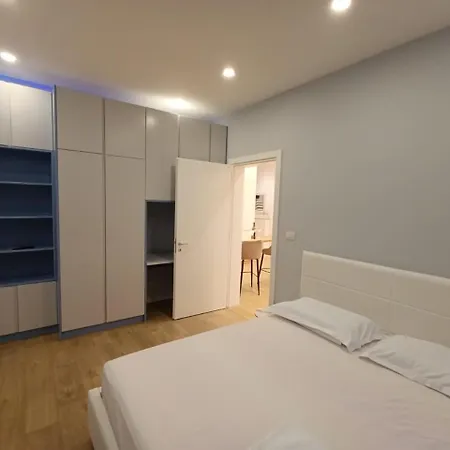 Genci's 1-1-1 Apartment